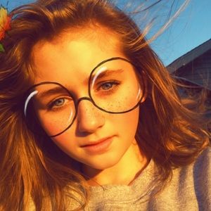 Meet your Posher, Hailey